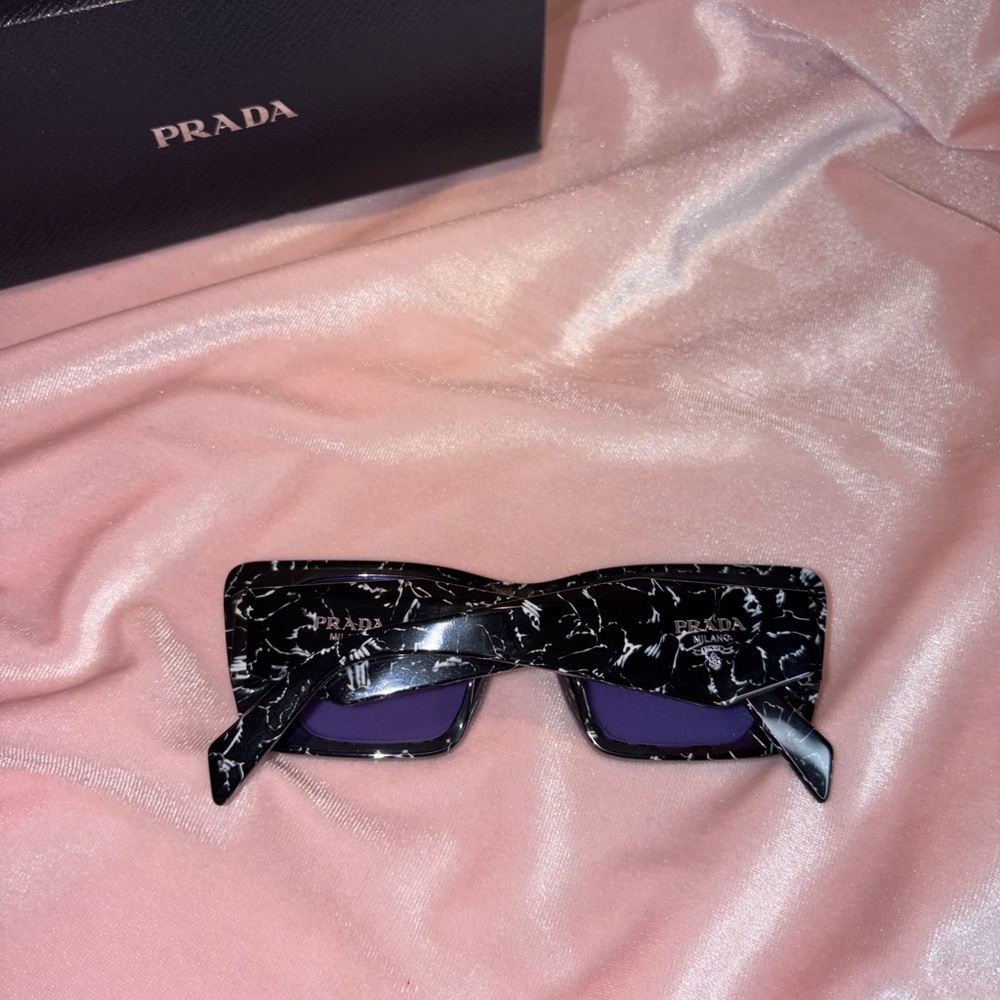 Authentic Prada PR 08YS Havana Sunglasses Tortoise with Violet Lens 🖤💜 - Picture 12 of 12